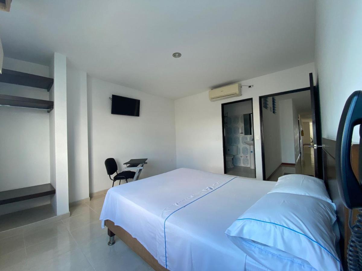 Hotel Torres Del Llano Yopal Exterior photo