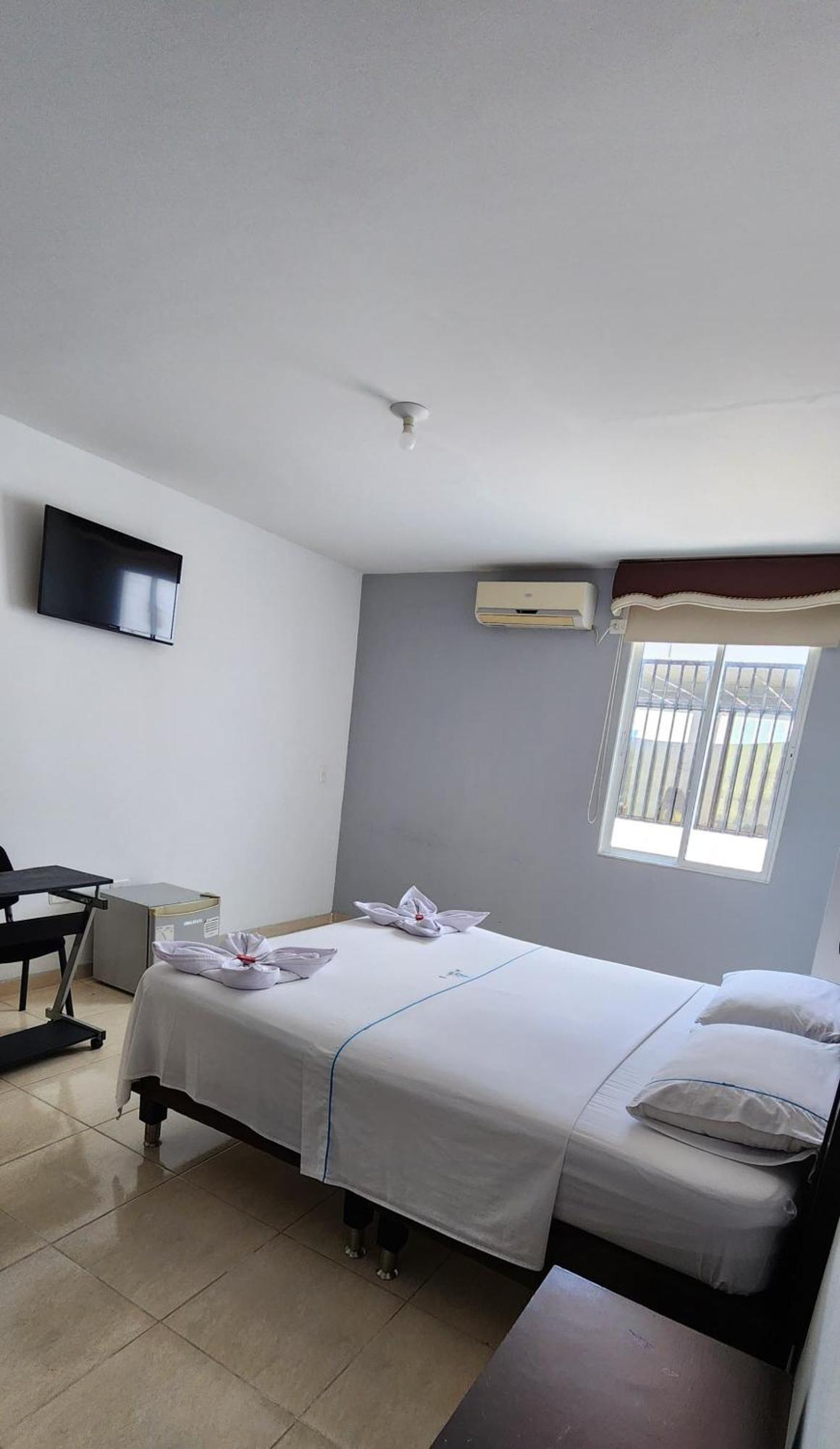 Hotel Torres Del Llano Yopal Exterior photo